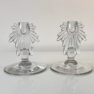 Pair of Martinsville Teardrop Candle Holders Vintage
Elegant Glass Art Deco